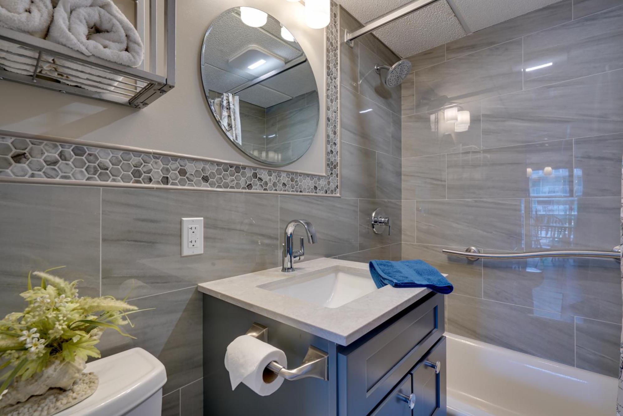 Cozy Oceanfront Condo With Pool And Beach Access! Wildwood Crest Bagian luar foto